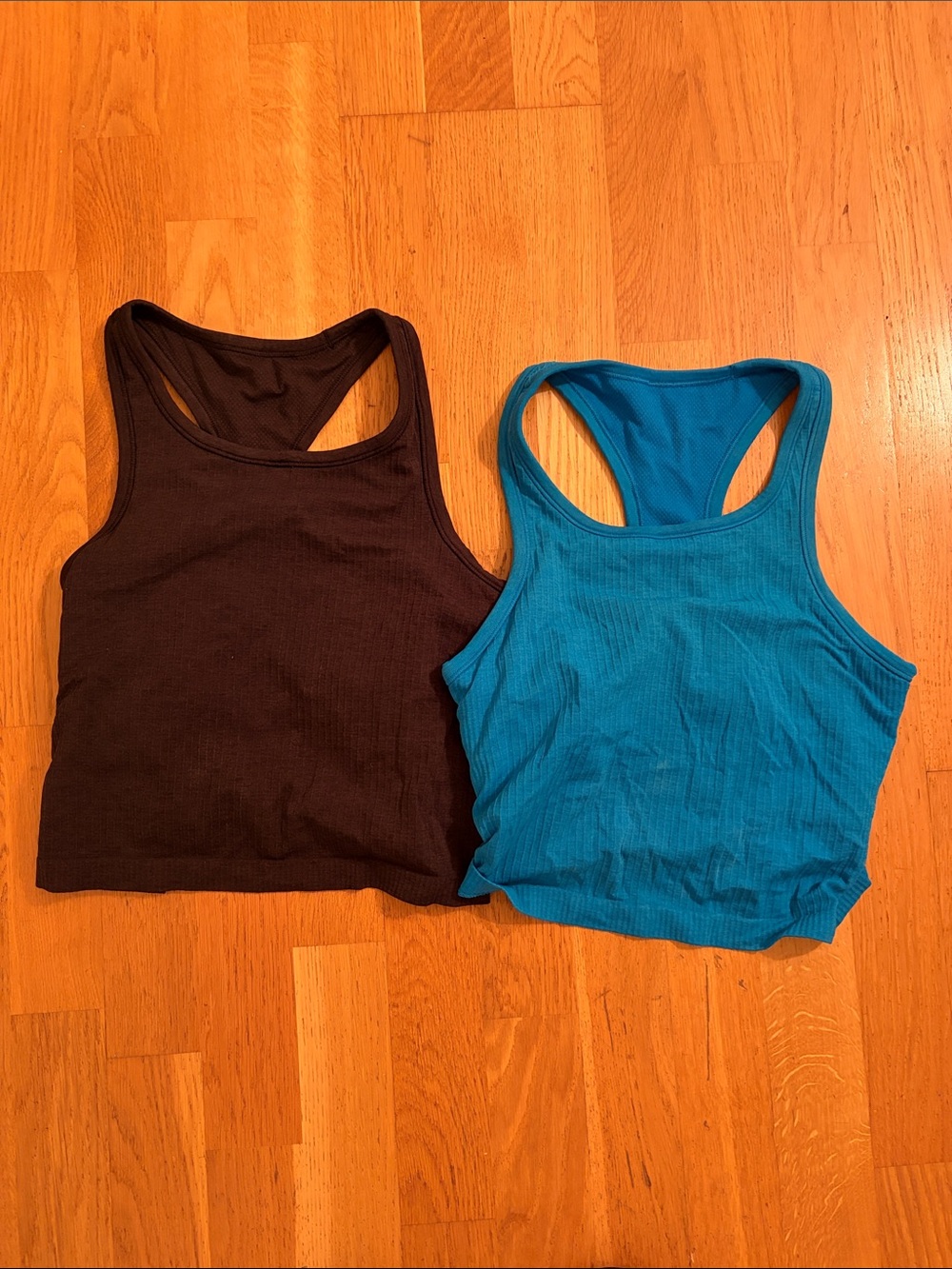 2x Lululemon Swiftly Tech Cropped Racerback Tank Top 2.0